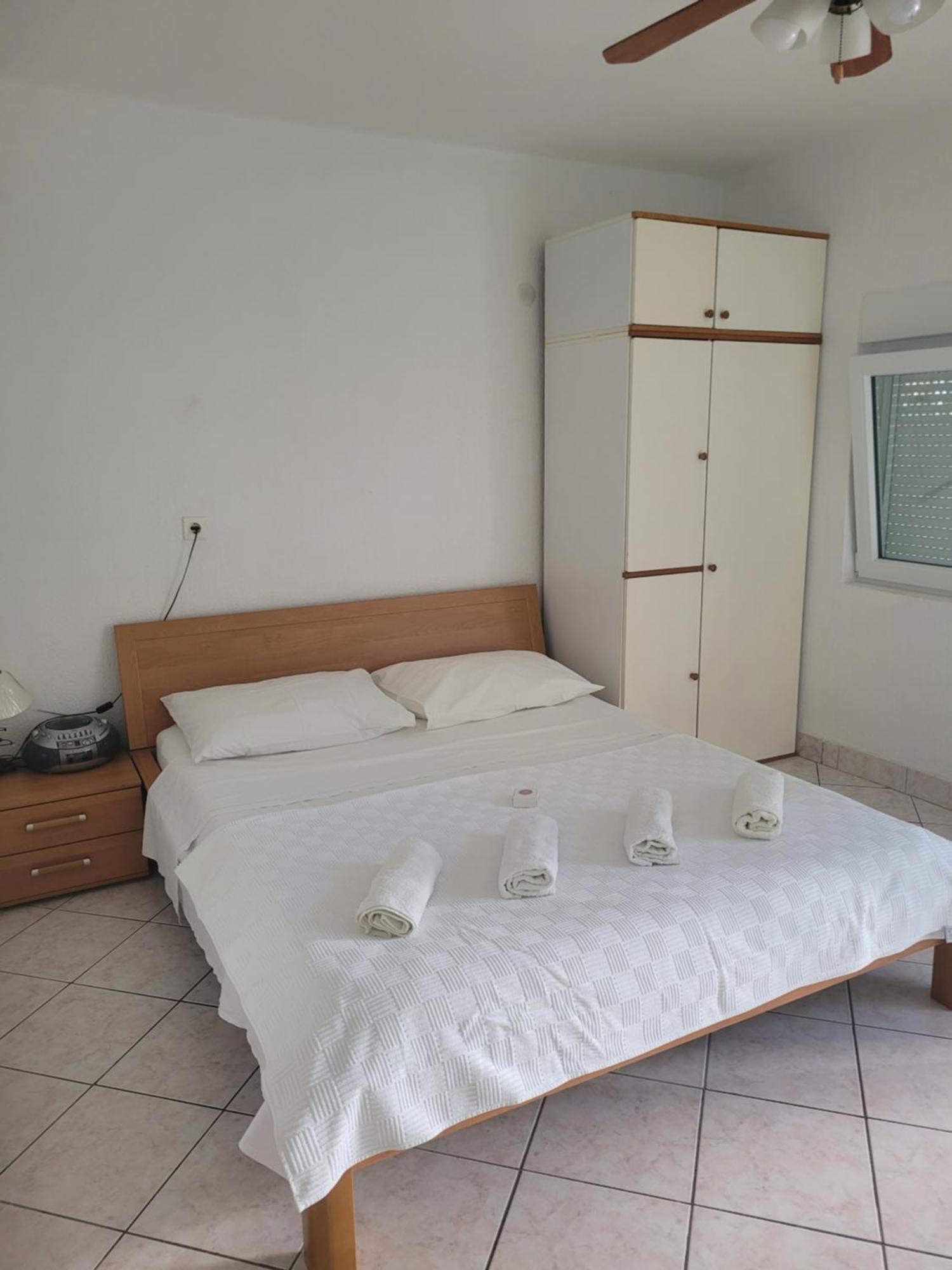 Apartments Nina Sutivan Extérieur photo
